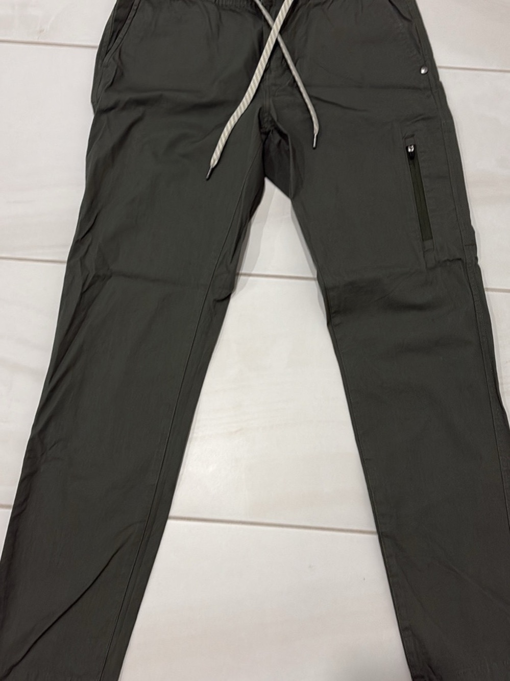 Men's Dark Gray Slim Cargo Pants with Drawstring Waist